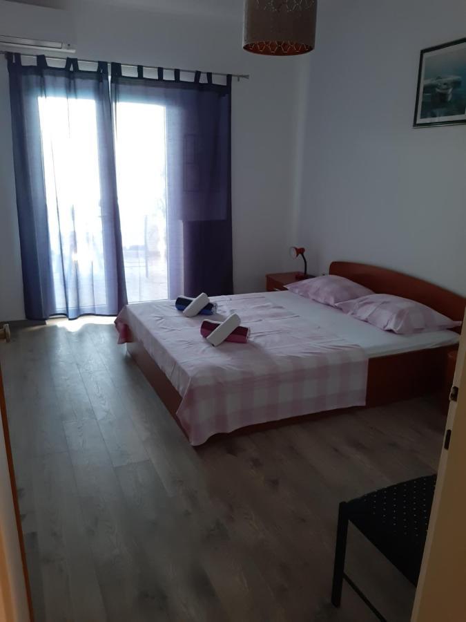 Apartments Davor Ceko Jesenice  Kültér fotó
